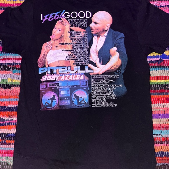 Pitbull and Iggy Azalia tour tee Size M color Black with graphics on each side. - Picture 4 of 5